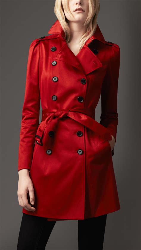 trenchcoat rot burberry|Burberry trenchcoat outlet price.